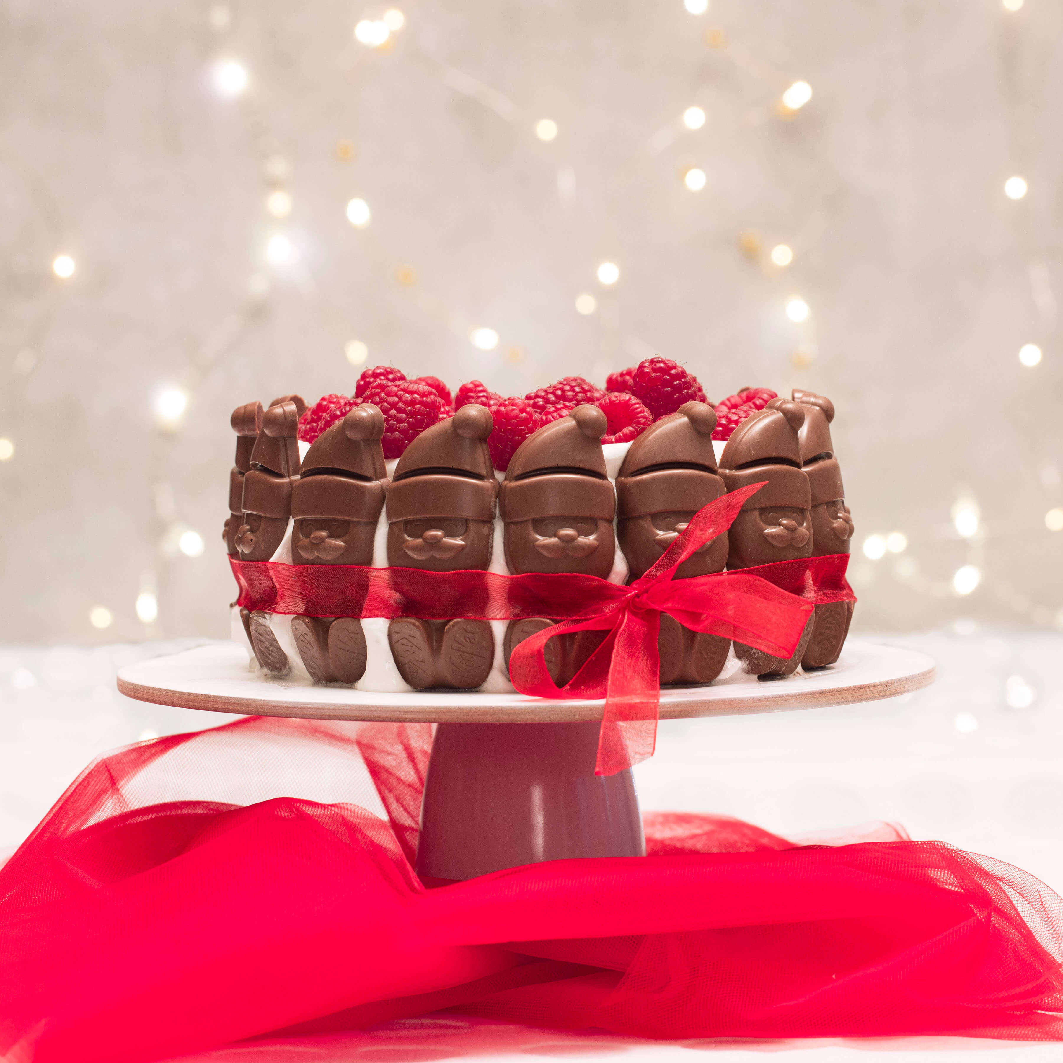 kitkat santa snowy cake